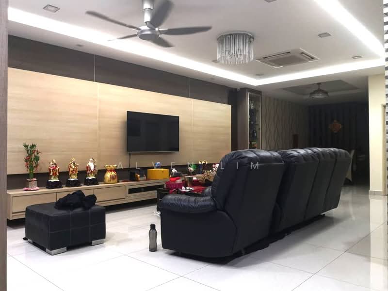 Perdana Residence 2, 3 Storey House, 22x80, Renovated, Gated Guarded untuk Untuk Dijual - RM 1,500,000, Mac 2026 - Living Room - PropertyGuru.com.my