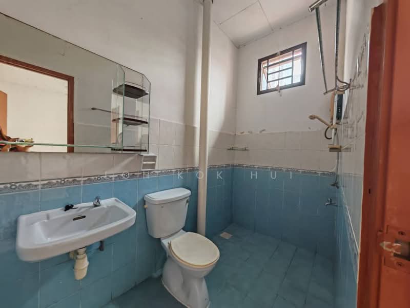 2-storey Terraced House for Sale in Taman Nusa Indah (Iskandar Puteri (Nusajaya)) - Loh Kok Hui - Bathroom - PropertyGuru.com.my