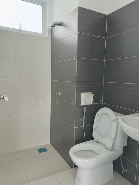 Apartment for Sale at Midori Green (Pangsapuri Hijauan) - Fion Choo - Bathroom - PropertyGuru.com.my