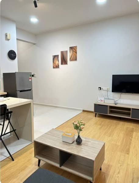 Condominium for Rent at Bay Point @ Country Garden Danga Bay - Brandon Ding - Living Room - PropertyGuru.com.my