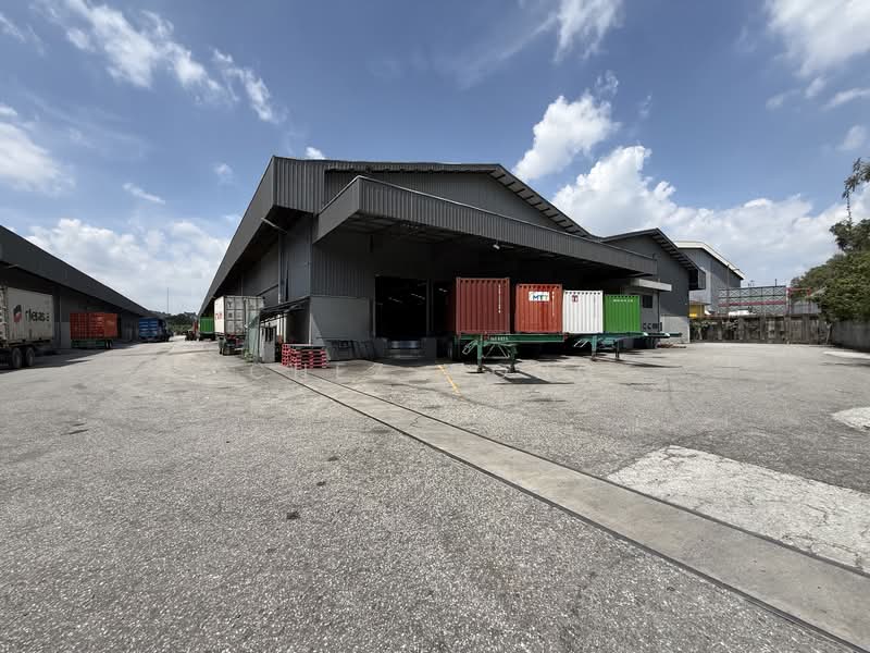 Warehouse for Rent in Seksyen 15 (Shah Alam) - Chez Wong - Exterior - PropertyGuru.com.my