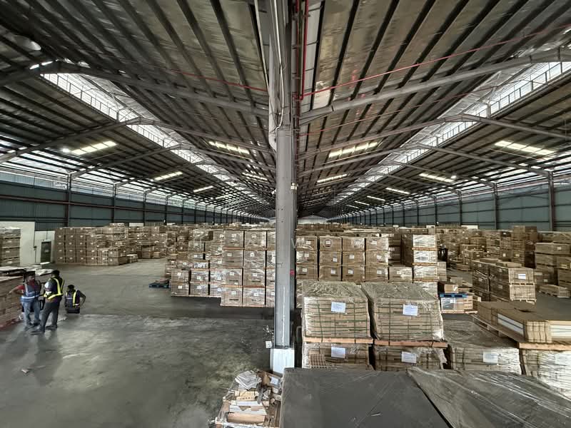 Warehouse for Rent in Seksyen 15 (Shah Alam) - Chez Wong - Interior - PropertyGuru.com.my