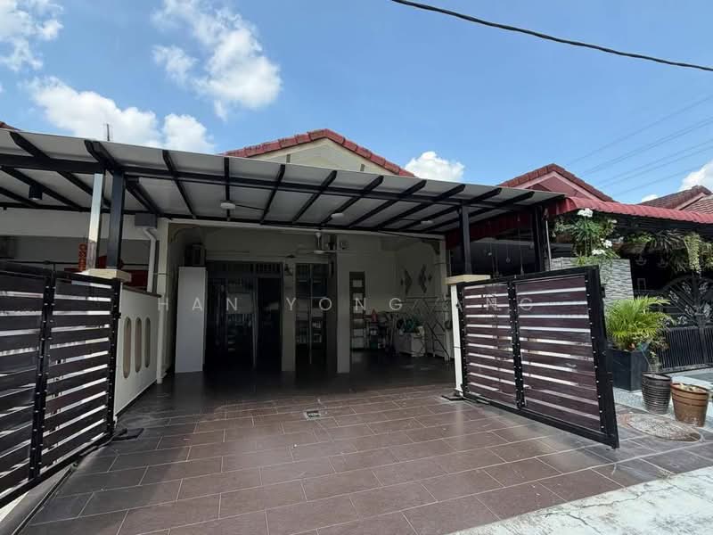 1-storey Terraced House for Sale in Taman Puteri Wangsa (Ulu Tiram) - Han Yong Ang - PropertyGuru.com.my