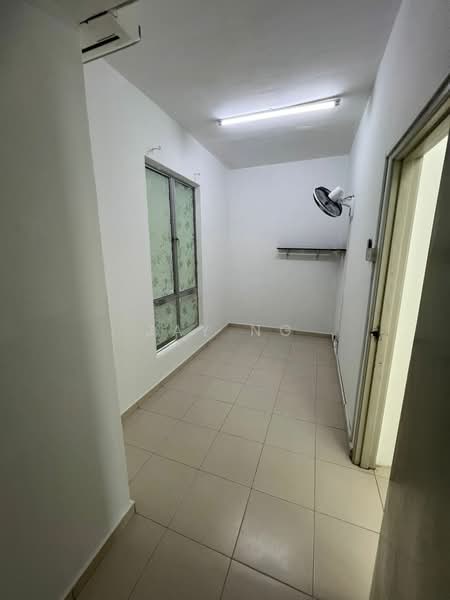 Suria Apartment untuk Untuk Disewa - RM 1,700 /bulan, Mac 2026 - Interior - PropertyGuru.com.my