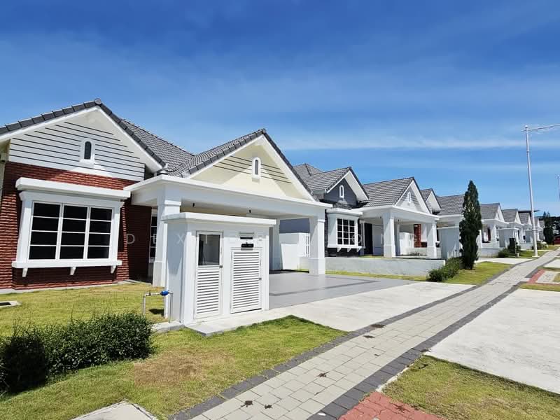 Brand New !! Facing Lake 2 Storey Bungalow untuk Untuk Dijual - RM 1,620,000, Mac 2026 - Exterior - PropertyGuru.com.my