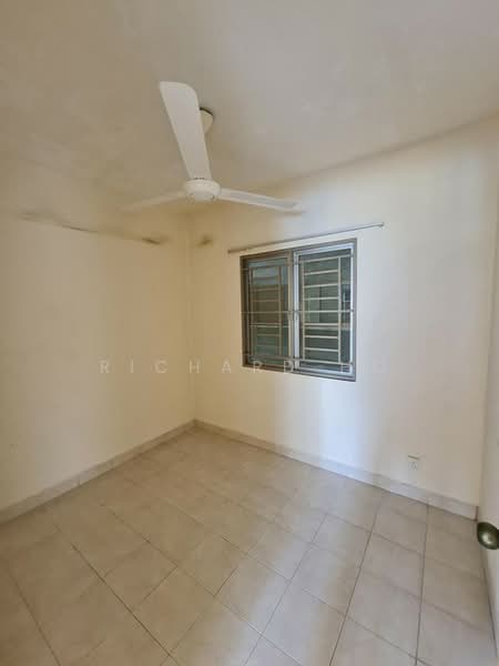 Anggun Puri untuk Untuk Dijual - RM 335,000, Mac 2026 - Bedroom3 - PropertyGuru.com.my