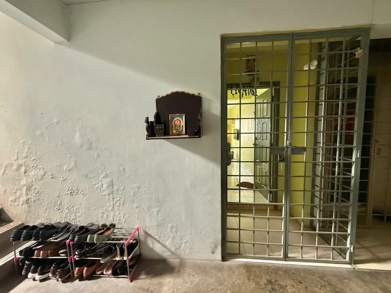 Apartment for Sale at Avenue Court - Siti Zuraini - Entrance - PropertyGuru.com.my