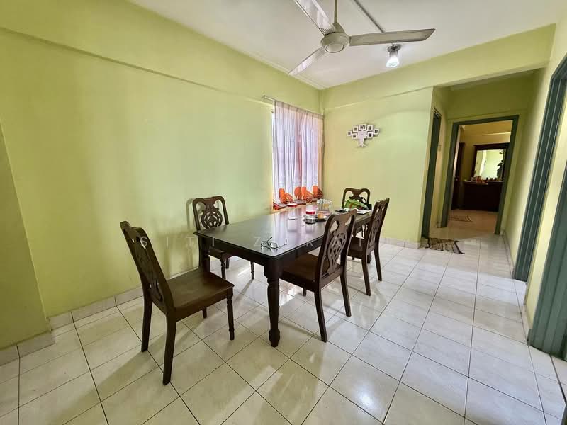 Apartment for Sale at Avenue Court - Siti Zuraini - Dining Room - PropertyGuru.com.my