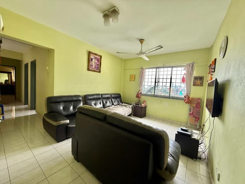 Apartment for Sale at Avenue Court - Siti Zuraini - Living Room - PropertyGuru.com.my