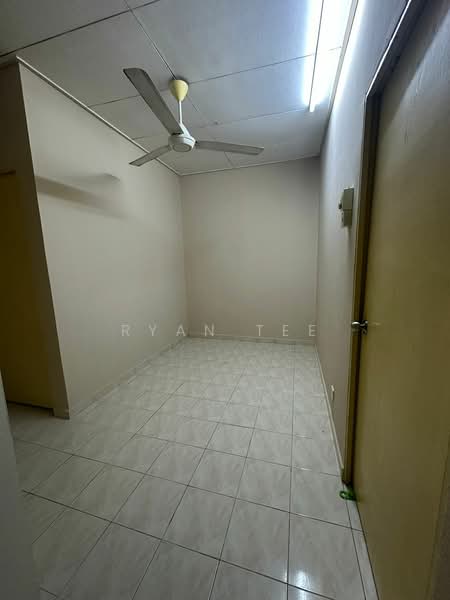 2-storey Terraced House for Rent in Bandar Saujana Putra (Tanjong Duabelas) - Ryan Tee - Interior - PropertyGuru.com.my