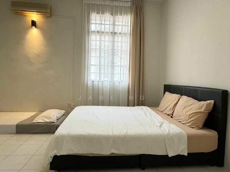 Bukit Tambun untuk Untuk Disewa - RM 2,600 /bulan, Mac 2026 - Bedroom - PropertyGuru.com.my