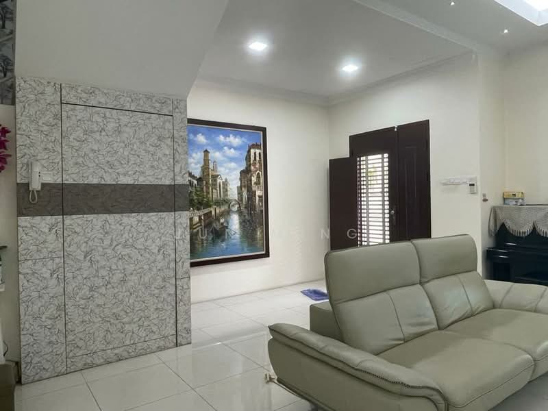 Semi-Detached House for Sale in Mahkota Cheras (Cheras) - Jun Ming - Living Room - PropertyGuru.com.my