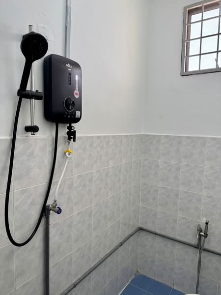 2-storey Terraced House for Rent in Saujana Damansara (Damansara Damai) - Michael Lee - Bathroom - PropertyGuru.com.my