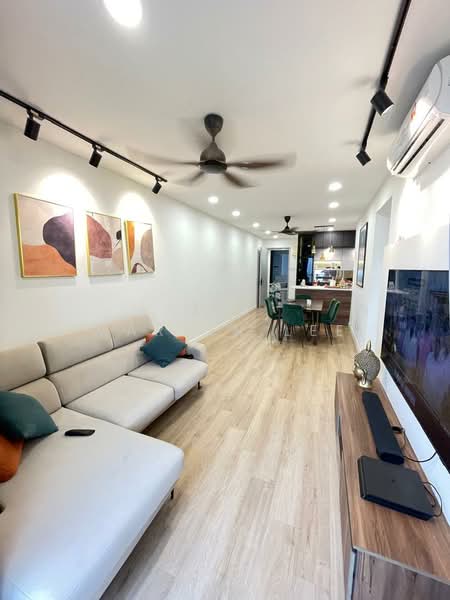 Mizumi Residences untuk Untuk Dijual - RM 660,000, Mac 2026 - Living Room - PropertyGuru.com.my