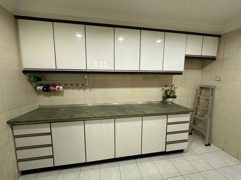 Untuk Disewa - Tiara Duta