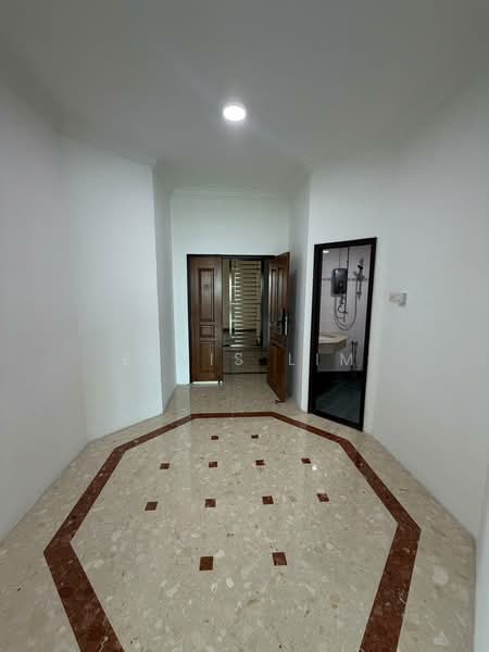 Gurney Beach Resort untuk Untuk Disewa - RM 4,500 /bulan, Mac 2026 - Entrance - PropertyGuru.com.my