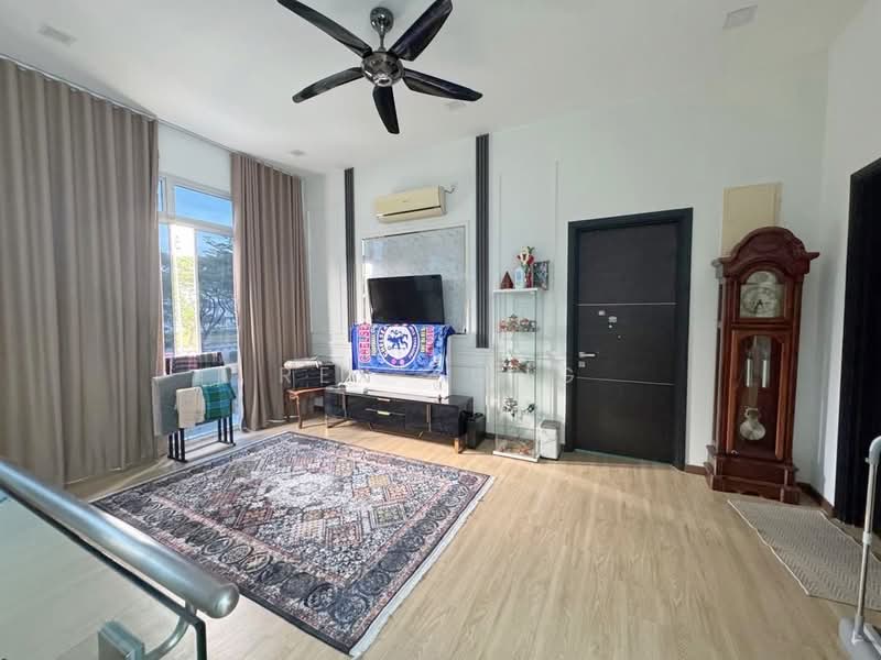 Bukit Indah untuk Untuk Dijual - RM 1,900,000, Mac 2026 - Living Room - PropertyGuru.com.my