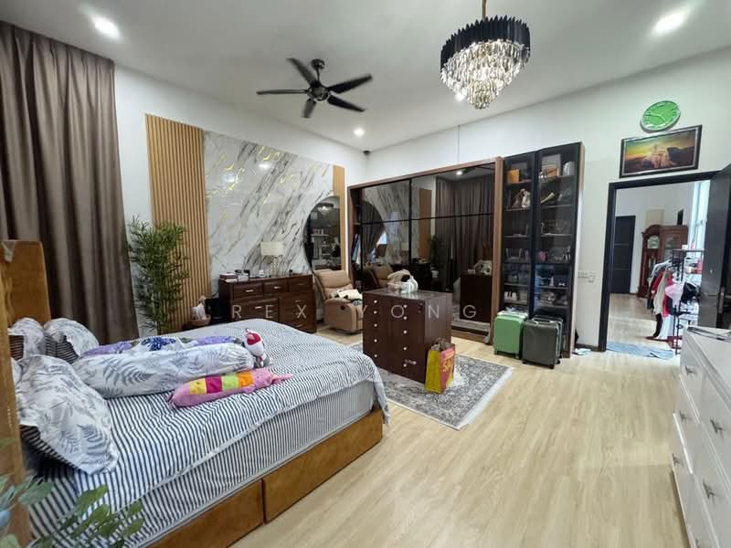 Bukit Indah untuk Untuk Dijual - RM 1,900,000, Mac 2026 - Master Bedroom - PropertyGuru.com.my