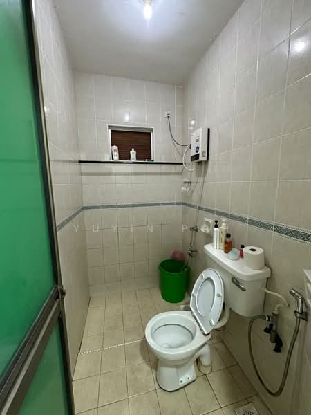 2-storey Terraced House for Sale in Taman Impian Emas (Skudai) - YUYIN POH - Bathroom - PropertyGuru.com.my