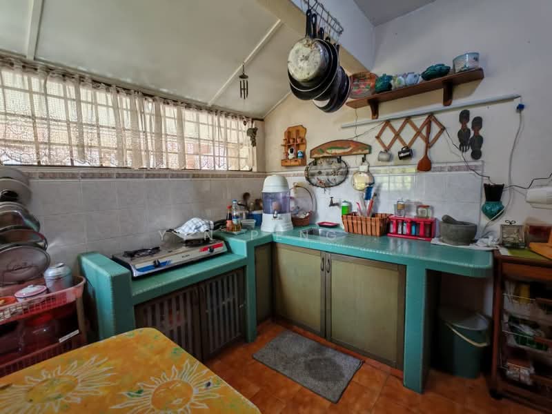 Semi-Detached House for Sale in Taman Tun Dr Ismail (Kuala Lumpur) - Yin Peng . - Kitchen - PropertyGuru.com.my
