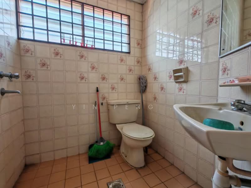 Semi-Detached House for Sale in Taman Tun Dr Ismail (Kuala Lumpur) - Yin Peng . - Bathroom - PropertyGuru.com.my