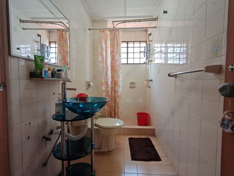 Semi-Detached House for Sale in Taman Tun Dr Ismail (Kuala Lumpur) - Yin Peng . - Bathroom - PropertyGuru.com.my