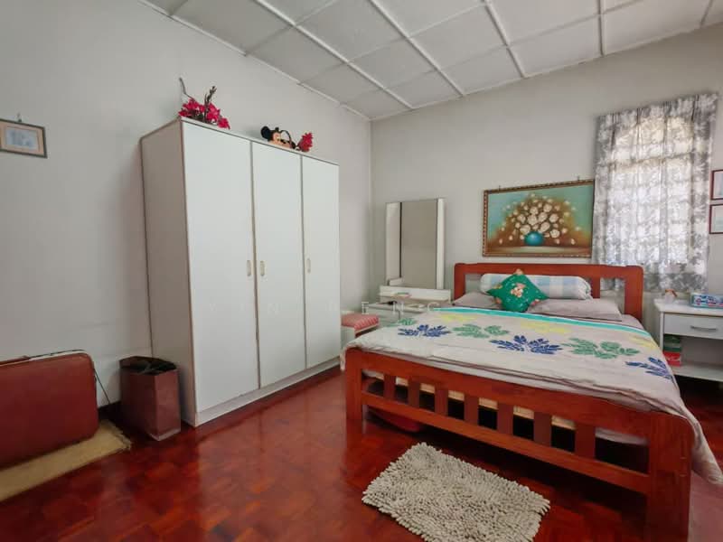 Semi-Detached House for Sale in Taman Tun Dr Ismail (Kuala Lumpur) - Yin Peng . - Bedroom - PropertyGuru.com.my