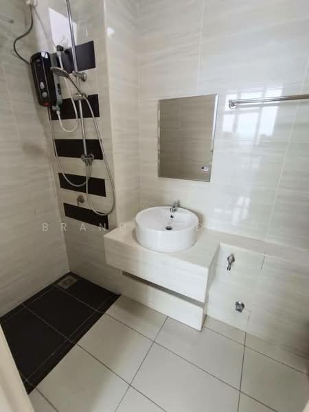 D'Summit Residences untuk Untuk Disewa - RM 2,000 /bulan, Mac 2026 - Bathroom - PropertyGuru.com.my