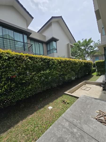 Semi-Detached House for Rent in Leisure Farm (Gelang Patah) - Tony Lim - Exterior - PropertyGuru.com.my