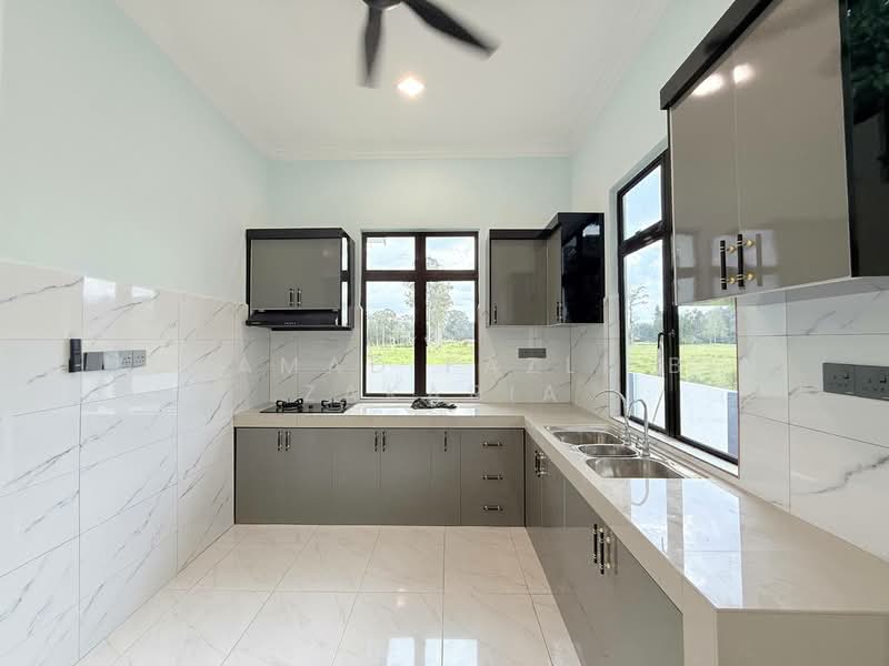 Bungalow for Sale in Pasir Mas (Kelantan) - Muhamad Fazli Bin Zakaria - Kitchen - PropertyGuru.com.my