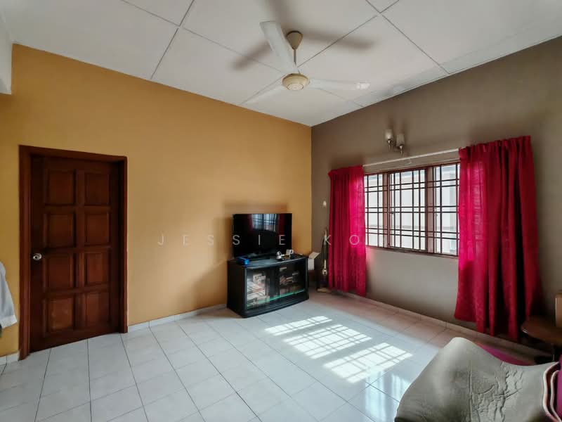 Semi-Detached House for Sale in Taman Saga (Klang) - Jessie Koh - Living Room - PropertyGuru.com.my