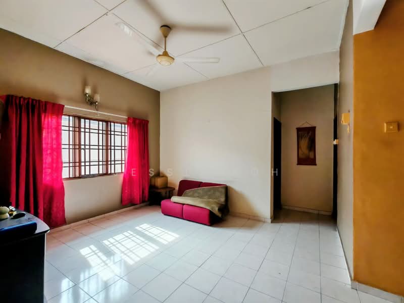 Semi-Detached House for Sale in Taman Saga (Klang) - Jessie Koh - Living Room - PropertyGuru.com.my