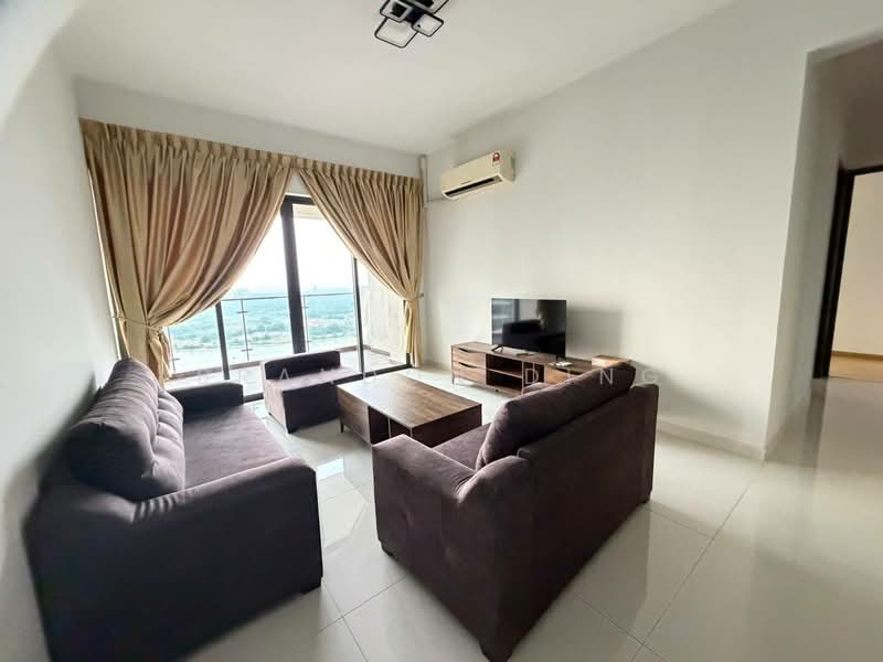 Royal Strand @ Country Garden Danga Bay untuk Untuk Disewa - RM 3,200 /bulan, Mac 2026 - Living Room - PropertyGuru.com.my
