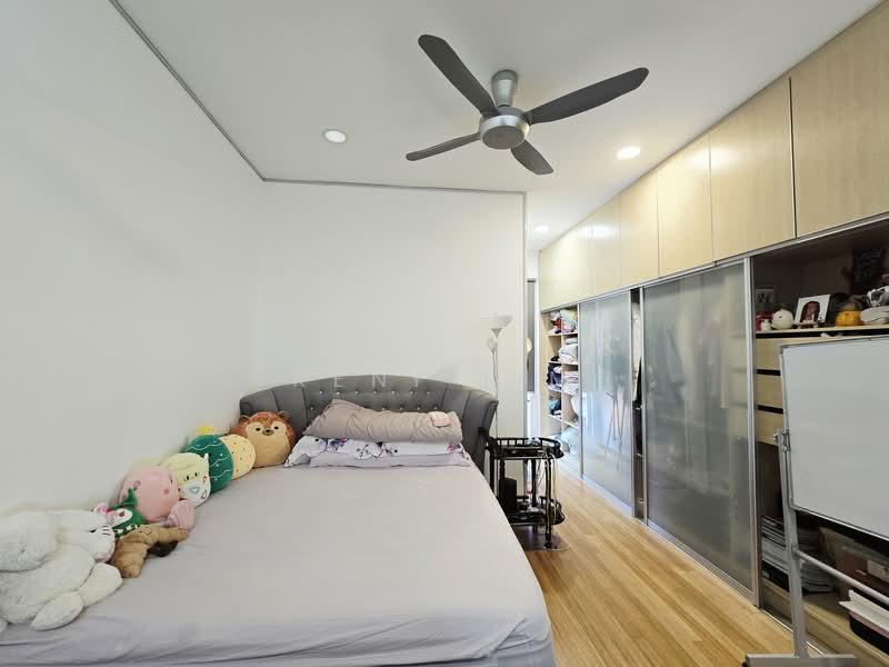 Rumah Berkembar untuk Dijual di Damansara Idaman (Ara Damansara) - Reni Lim - Bedroom - PropertyGuru.com.my