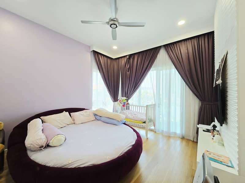 Rumah Berkembar untuk Dijual di Damansara Idaman (Ara Damansara) - Reni Lim - Bedroom - PropertyGuru.com.my