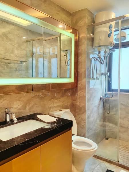 R&F Princess Cove Phase 1 untuk Untuk Disewa - RM 3,400 /bulan, Mac 2026 - Bathroom - PropertyGuru.com.my