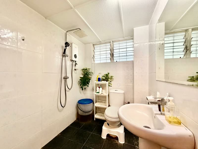 2-storey Terraced House for Sale in Taman Tun Dr Ismail (Kuala Lumpur) - Yin Peng . - Bathroom - PropertyGuru.com.my