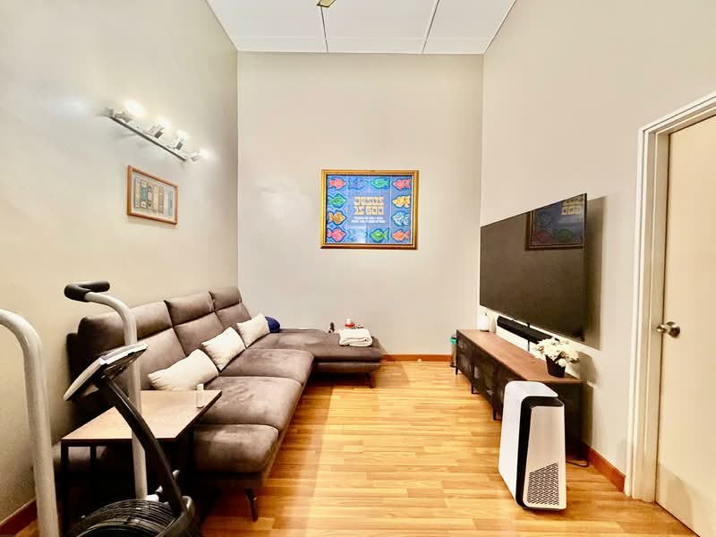 2-storey Terraced House for Sale in Taman Tun Dr Ismail (Kuala Lumpur) - Yin Peng . - Living Room - PropertyGuru.com.my