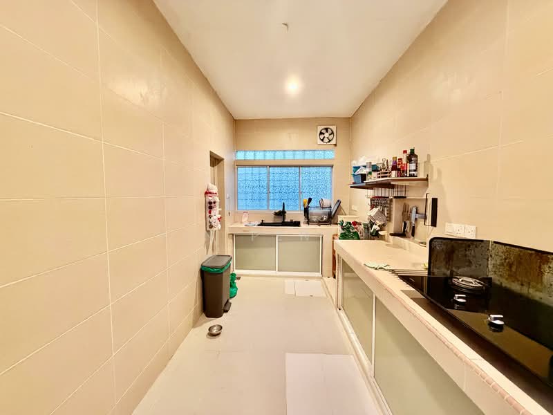 2-storey Terraced House for Sale in Taman Tun Dr Ismail (Kuala Lumpur) - Yin Peng . - Kitchen - PropertyGuru.com.my