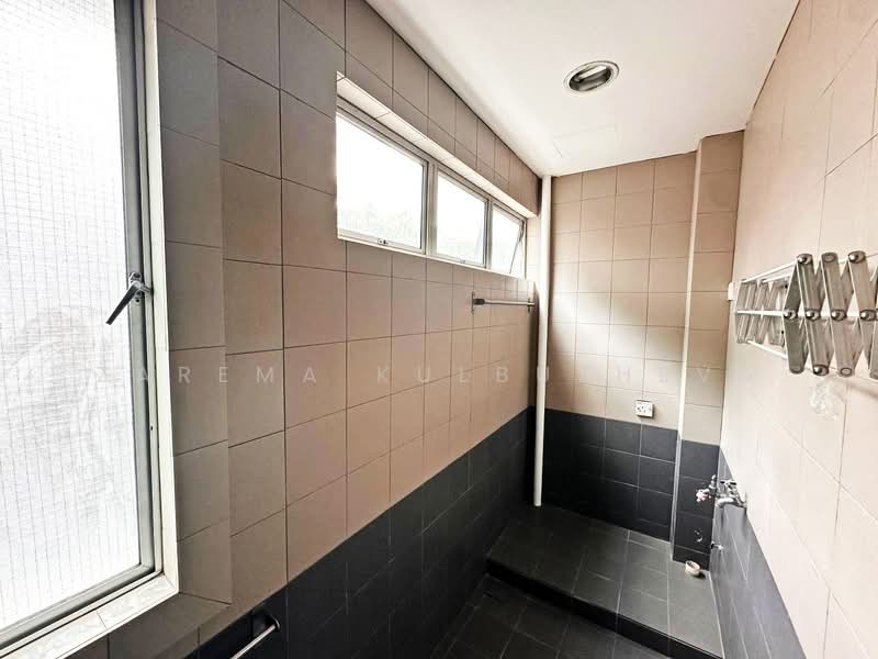 Condominium for Sale at Desa Ku I & III - Zarema Kulbuzheva - Bathroom - PropertyGuru.com.my