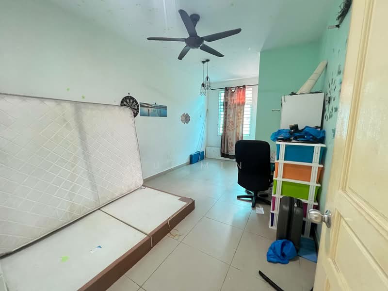 Taman Nusa Bestari untuk Untuk Dijual - RM 1,000,000, Mac 2026 - Bedroom - PropertyGuru.com.my