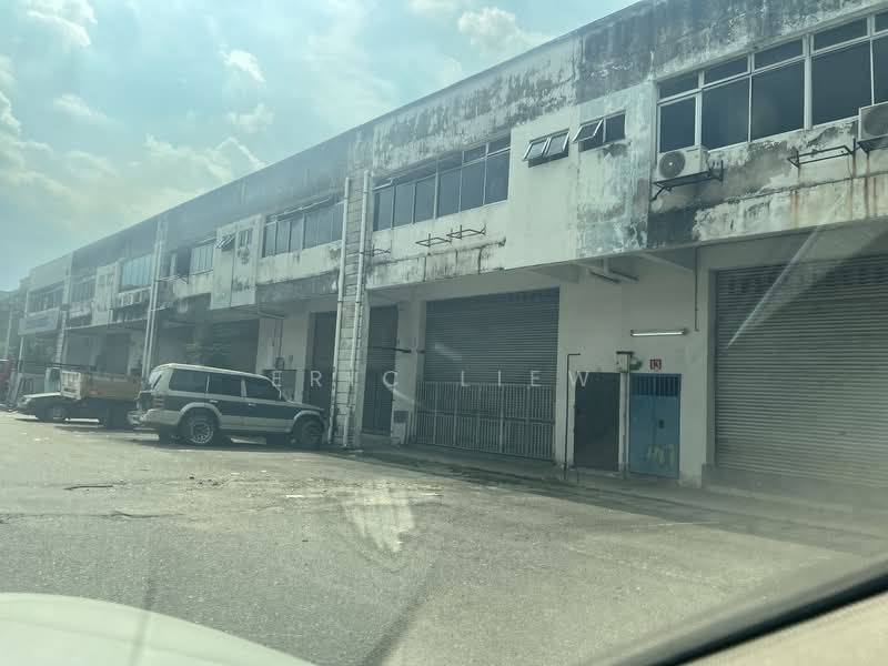 Factory for Sale in Taman Desa Serdang (Seri Kembangan) - Eric Liew - Exterior - PropertyGuru.com.my