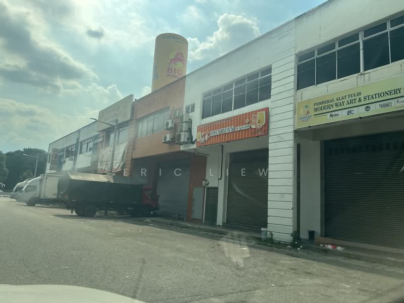 Factory for Sale in Taman Desa Serdang (Seri Kembangan) - Eric Liew - PropertyGuru.com.my