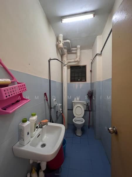 Vista Lavender untuk Untuk Dijual - RM 300,000, Mac 2026 - Bathroom - PropertyGuru.com.my