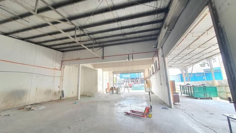 Warehouse for Rent in Shah Alam (Selangor) - Alex Lee - Interior - PropertyGuru.com.my