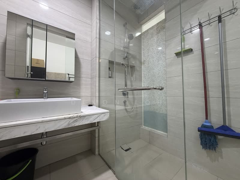Service Residence for Rent at Bayberry @ Tropicana Gardens - Dixon Loh - Bathroom - PropertyGuru.com.my
