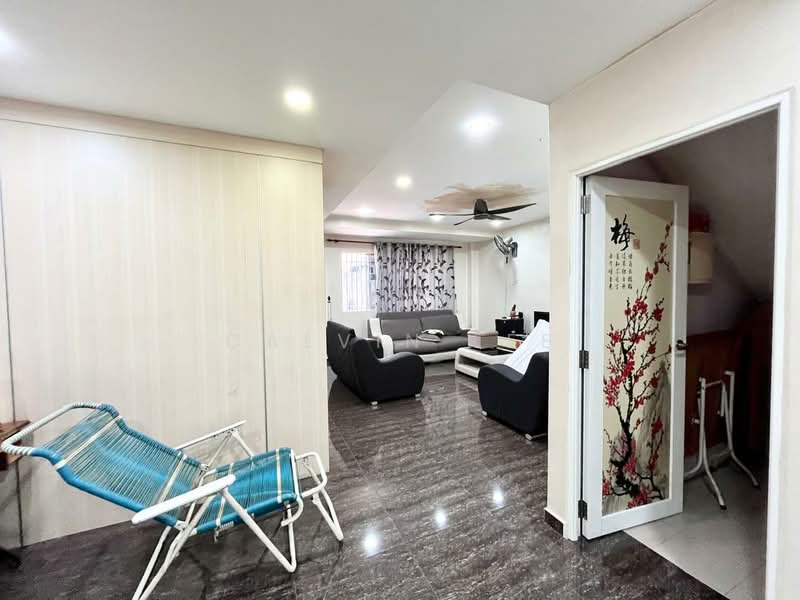 Taman Ungku Tun Aminah untuk Untuk Dijual - RM 688,000, Mac 2026 - Living Room - PropertyGuru.com.my