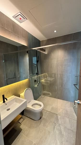 Dynasty Garden Condominium untuk Untuk Disewa - RM 2,500 /bulan, Mac 2026 - Bathroom - PropertyGuru.com.my