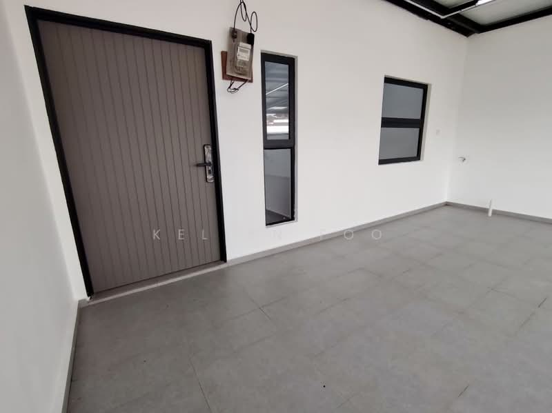 Ujong Pasir untuk Untuk Dijual - RM 558,000, Mac 2026 - Entrance - PropertyGuru.com.my