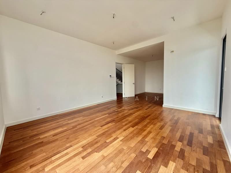 Bungalow for Sale in Shah Alam (Selangor) - Siti Zuraini - Living Room - PropertyGuru.com.my